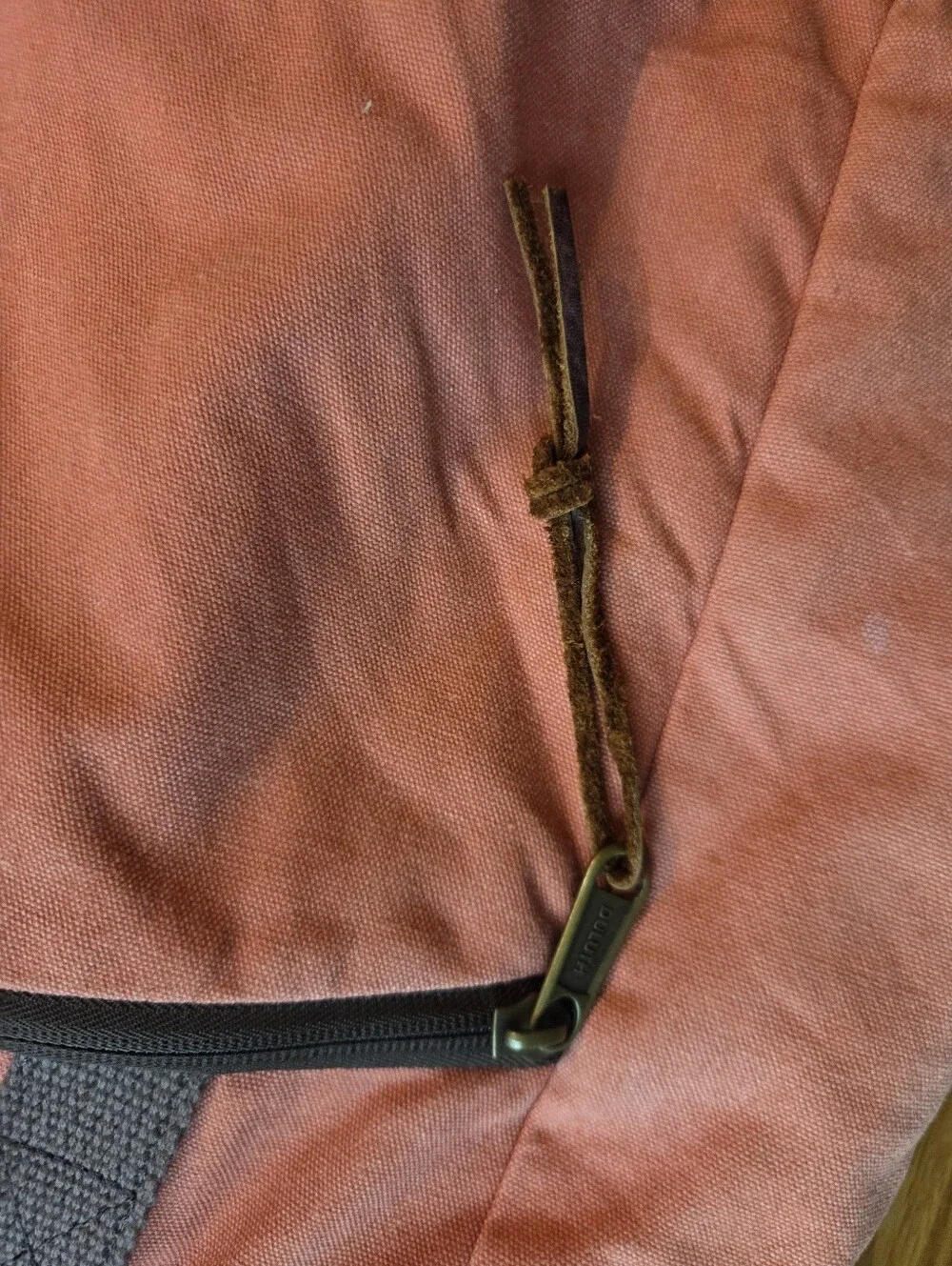 Duluth Trading Co Salmon Pinkl Canvas Tote‎ with Brown Straps